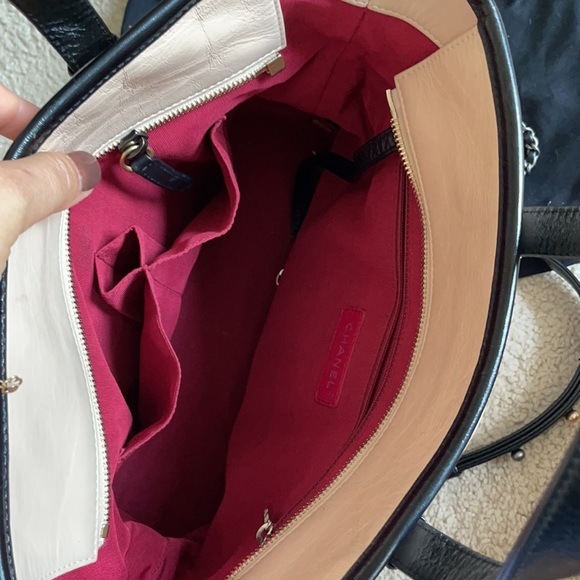 Chanel medium Gabrielle with top handle. - Picture 9 of 16